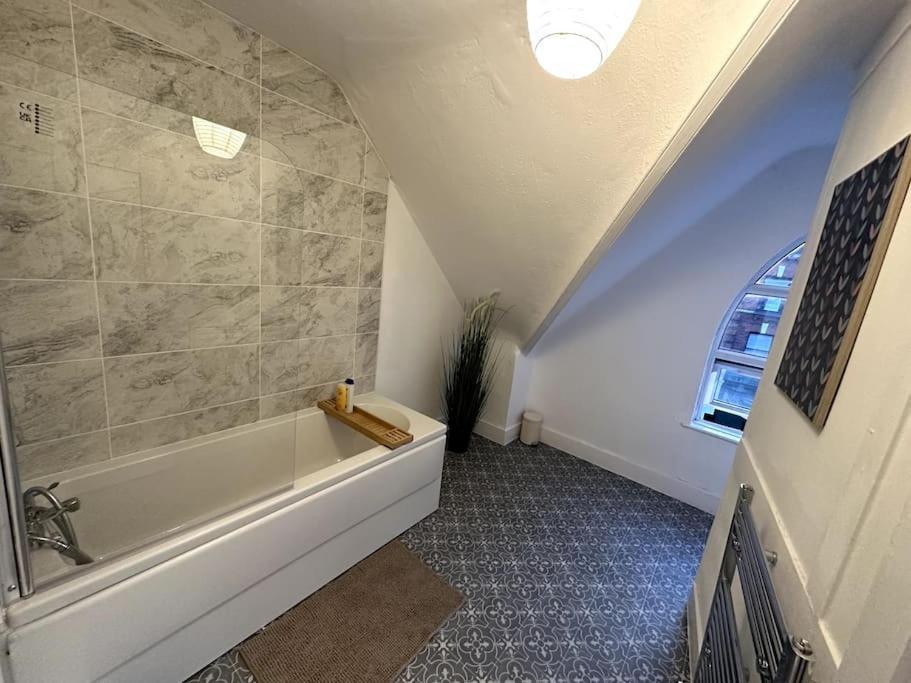 Spectacular 2 Bedroom On Tower Bridge Λονδίνο Εξωτερικό φωτογραφία